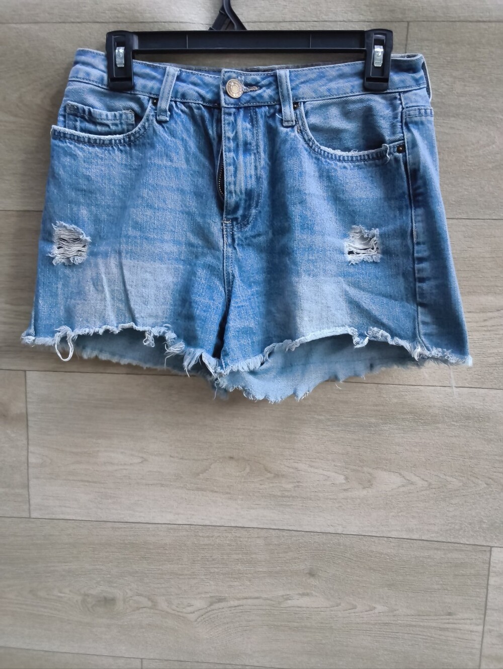 Dream Authentic Denim Women's Distressed Cutoff Denim Shorts Medium Wash 9/29